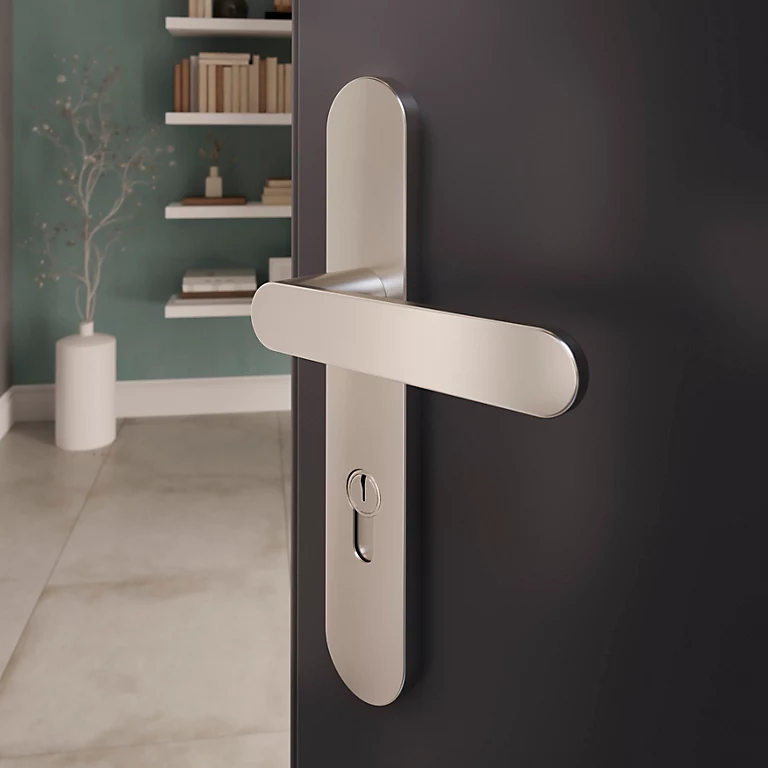 Castorama Ensemble Poignée Sur Plaque Rond GoodHome Minzh Effet Nickel Satin Gris L.120mm X L.40mm Entraxe 195mm 1 Castorama Ensemble Poignée Sur Plaque Rond GoodHome Minzh Effet Nickel Satin Gris L.120mm X L.40mm Entraxe 195mm