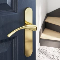 Castorama Ensemble Poignée Sur Plaque Rond GoodHome Ruis Effet Laiton Doré L.138.5mm X L.42mm Entraxe 165-195mm