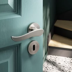 Castorama Ensemble Poignée Sur Rosace Rond à Visser GoodHome Armel Effet Nickel Satin Gris Ø50mm