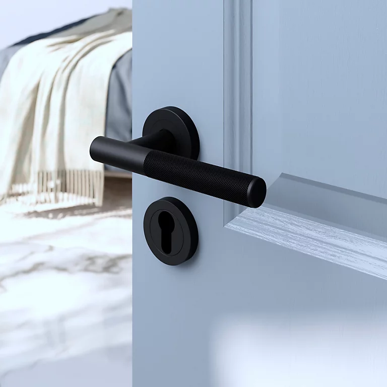 Castorama Ensemble Poignée Sur Rosace Rond à Visser GoodHome Irus Mat Noir Ø50mm 1 Castorama Ensemble Poignée Sur Rosace Rond à Visser GoodHome Irus Mat Noir Ø50mm