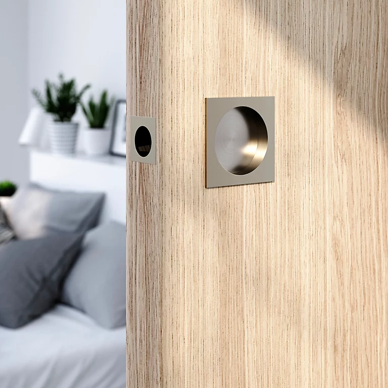 Castorama Galandage Carré à Visser GoodHome Irvil Effet Nickel Satin Gris Ø55.5mm 1 Castorama Galandage Carré à Visser GoodHome Irvil Effet Nickel Satin Gris Ø55.5mm