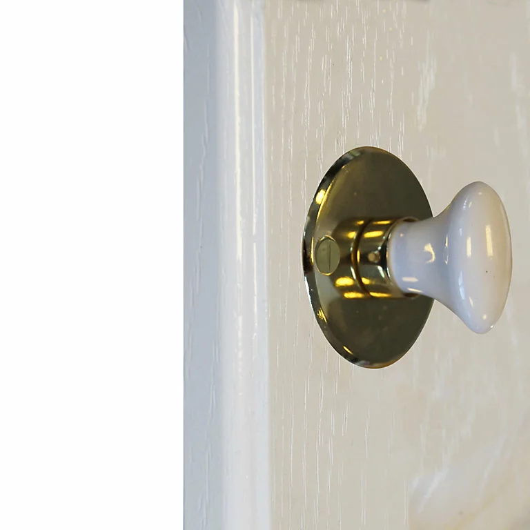 Castorama Rosace De Fonction Rond à Visser à Condamnation GoodHome Brillant Or Ø48mm 1 Castorama Rosace De Fonction Rond à Visser à Condamnation GoodHome Brillant Or Ø48mm